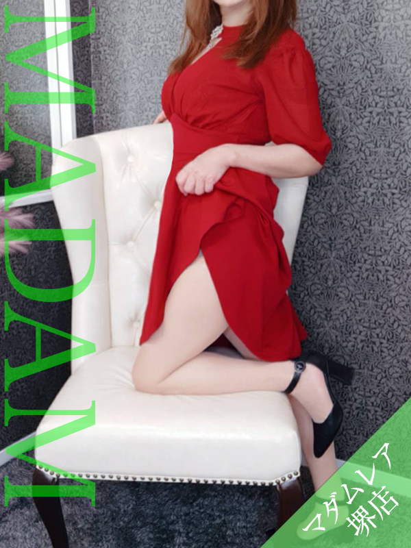 月乃たまき